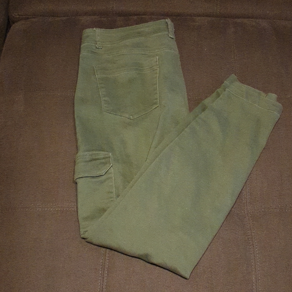 Green Cargo Pants
